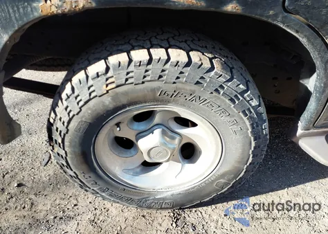 1997 Ford Explorer Eddie Bauer/Limited/Xl/Xlt z USA, uszkodzony, nr VIN 1FMDU34EXVZB79613